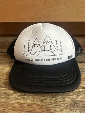 REI Black and White Trucker Hat with Mountain Sketch